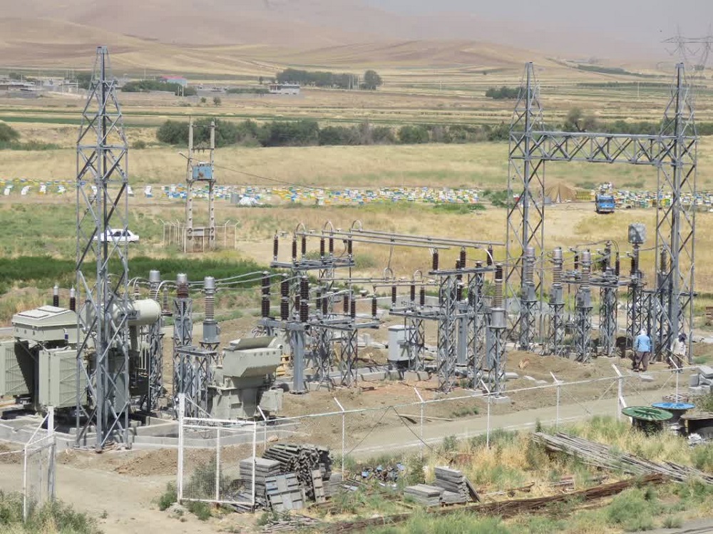 نمایی از فرآیند تکمیل و پیشرفت 94 درصدی احداث پست برق 63/20KV پروژه||||2124||||گالری صفحه اصلی