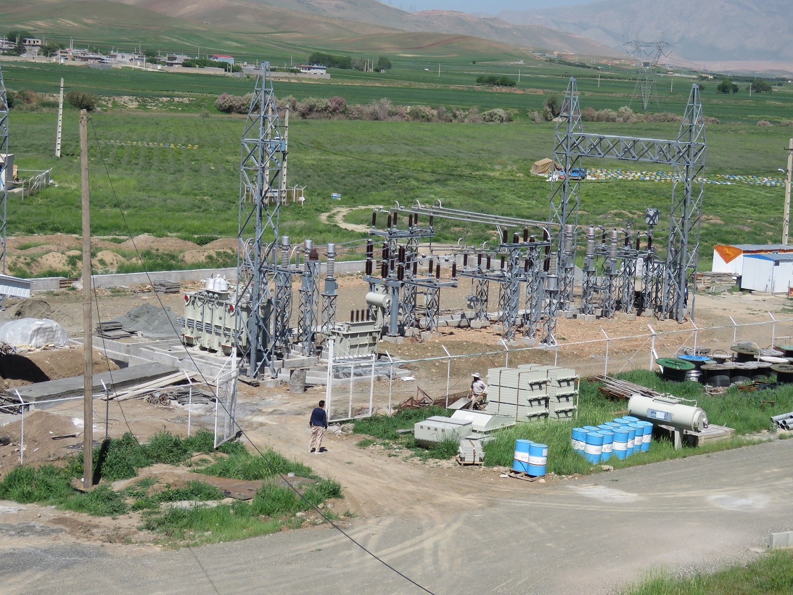 نمایی از فرآیند تکمیل و پیشرفت 94 درصدی احداث پست برق 63/20KV||||2121||||گالری صفحه اصلی